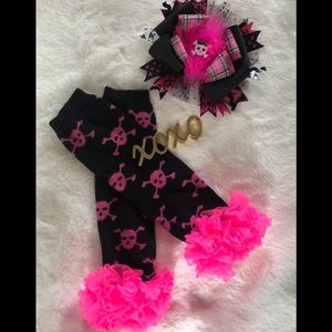 Custom head bow and leg warmers